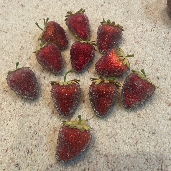 Sparkly Fruit with 12 1/2” round Sparkly Gold Metal Base - Picture 9 of 13